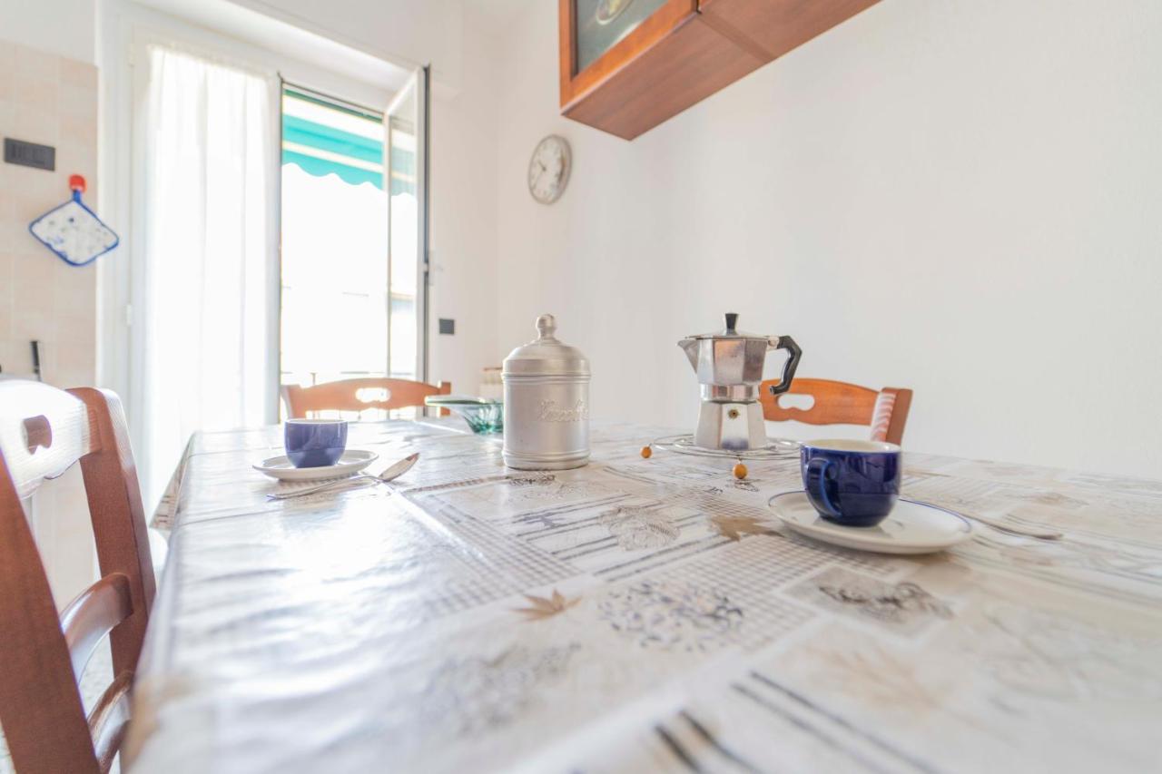 193 - Casa Via Della Chiusa - Centralissimo E Vicino Alla Baia Del Silenzio, Spiaggia E Mare 150M - Parcheggio Gratis Incluso E Aria Condizionata Sestri Levante Exterior foto